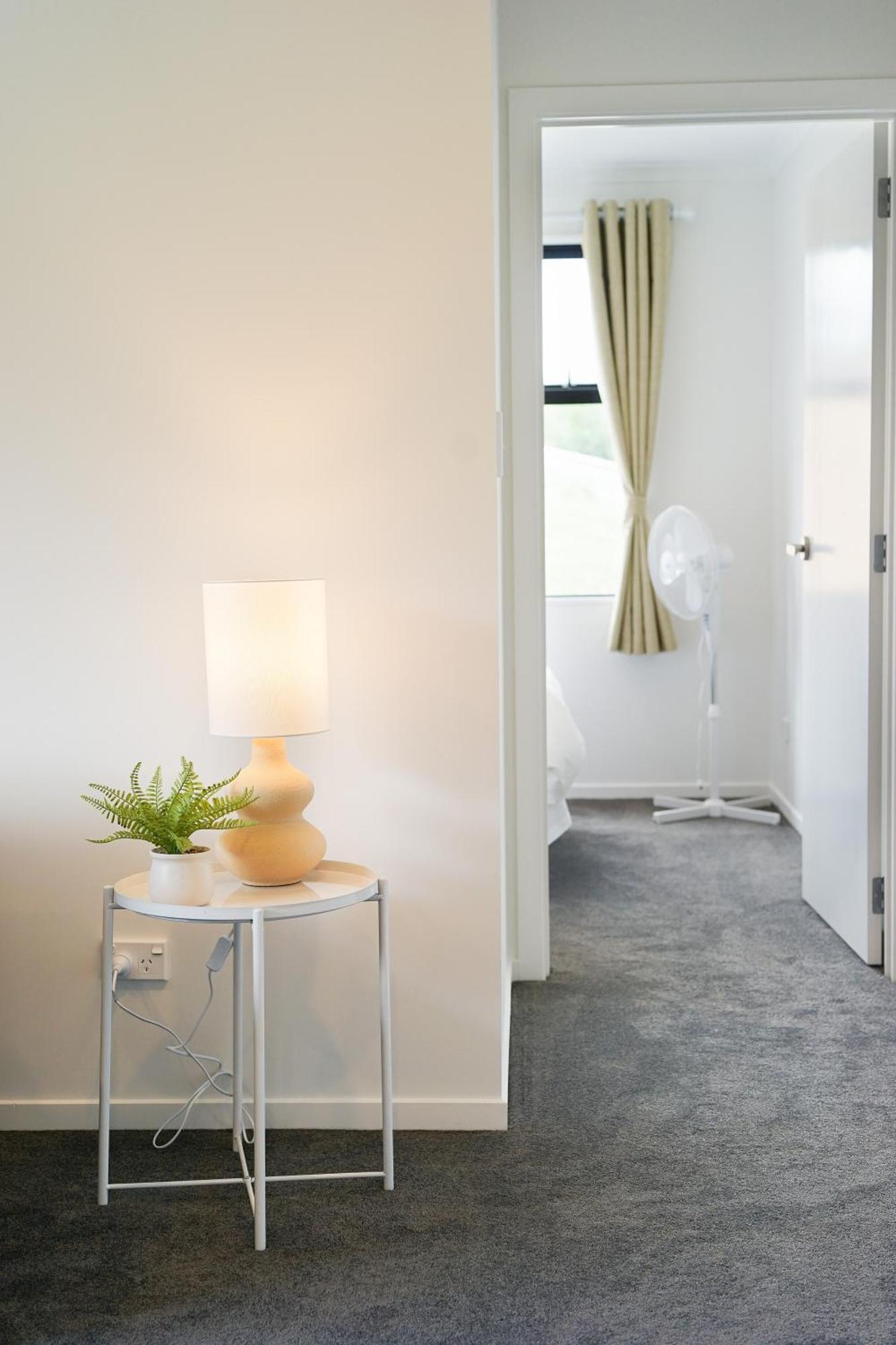 Charming 4Bds House With 3 Bathrooms Brand New Hamilton Buitenkant foto