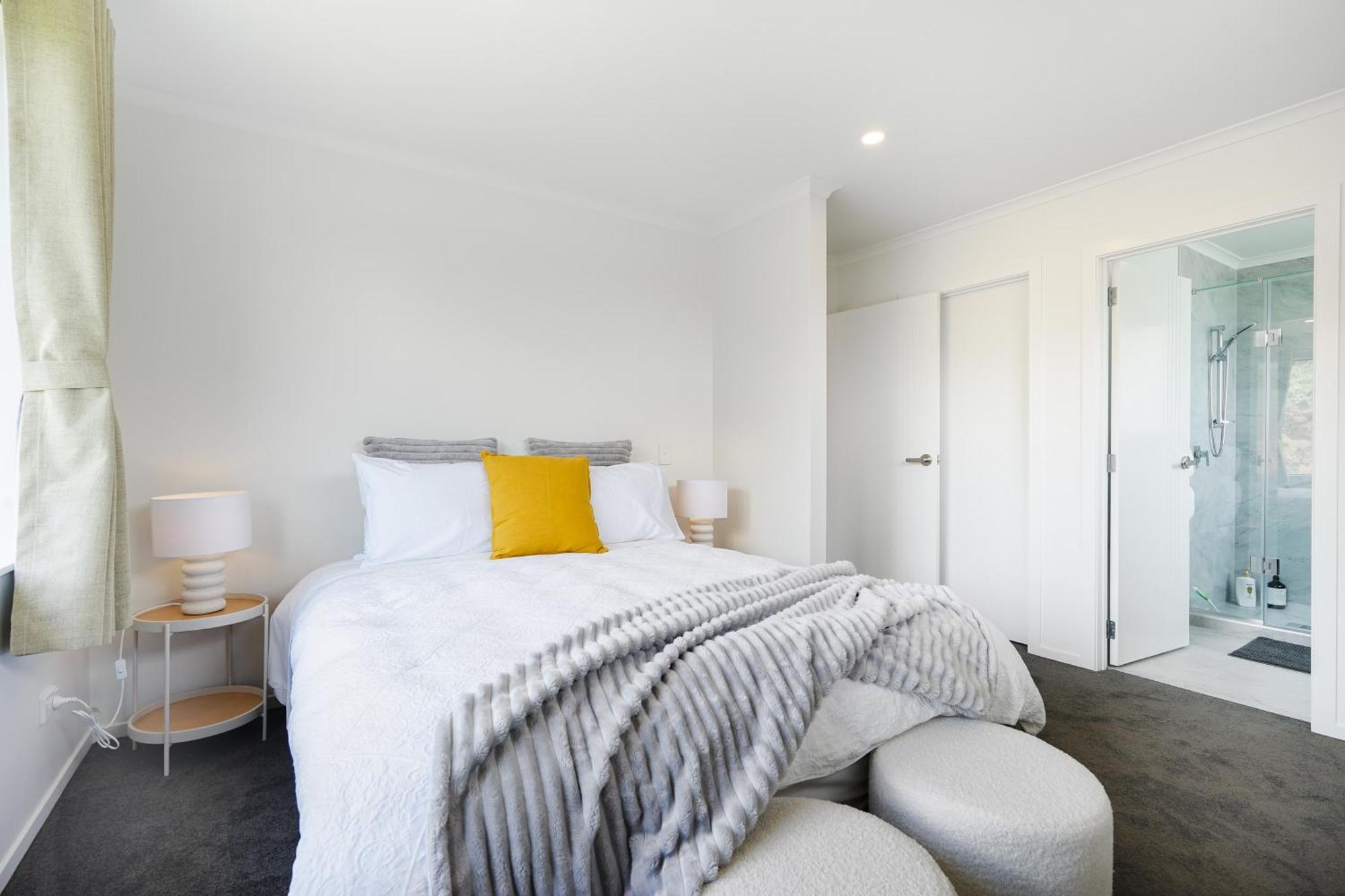 Charming 4Bds House With 3 Bathrooms Brand New Hamilton Buitenkant foto
