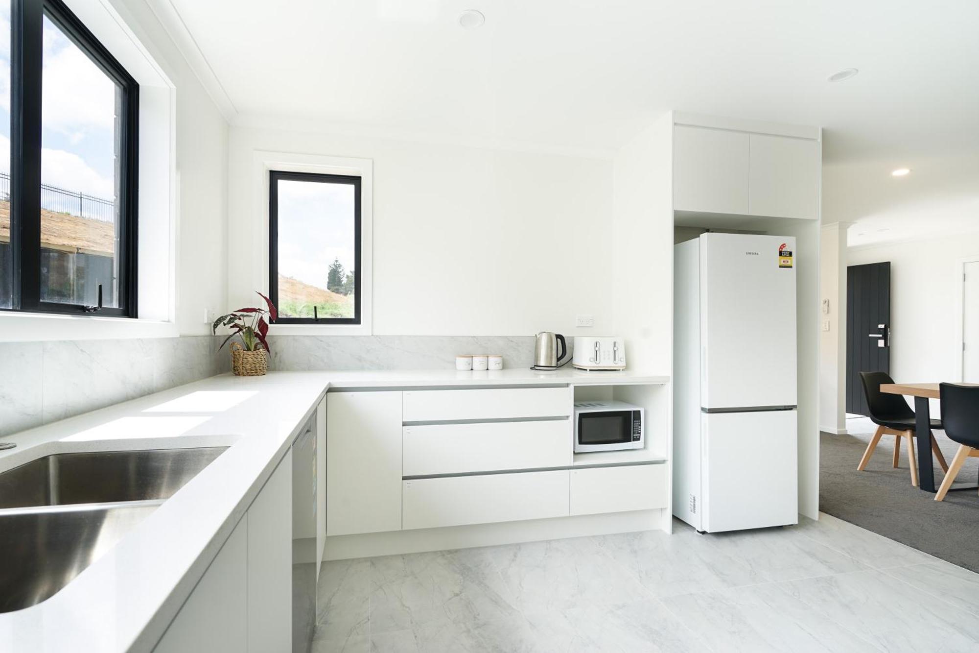Charming 4Bds House With 3 Bathrooms Brand New Hamilton Buitenkant foto